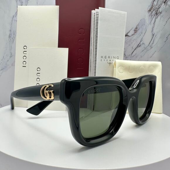 New GUCCI Sunglasses Black Acetate Square Gold Metal 49mm - Picture 1 of 16